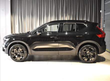 Volvo - XC40
