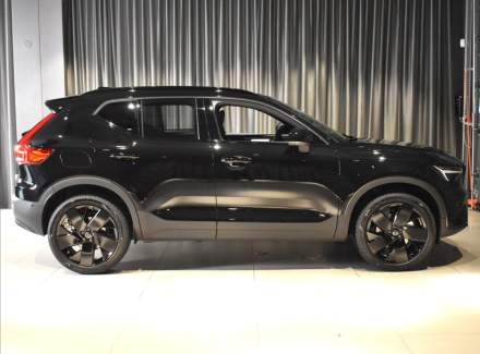 Volvo - XC40