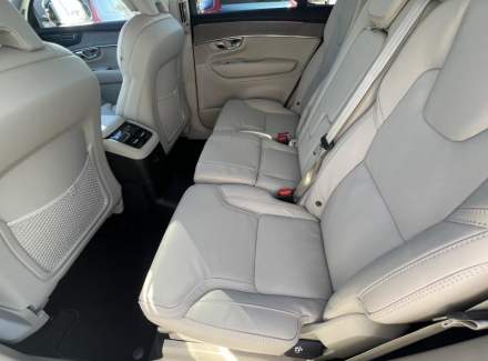 Volvo - XC90