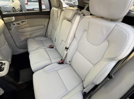 Volvo - XC90