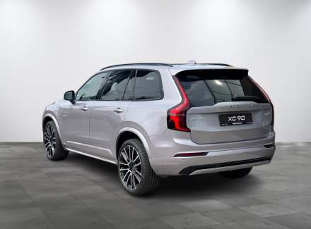 Volvo - XC90