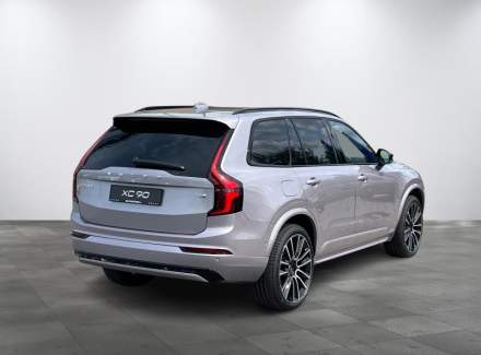 Volvo - XC90
