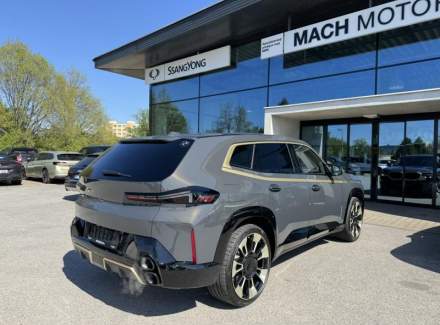 BMW - XM