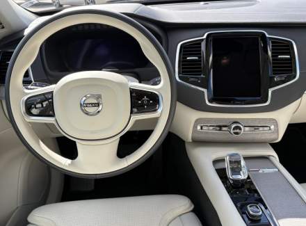 Volvo - XC90
