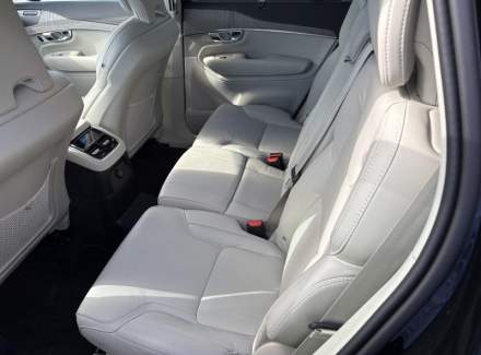 Volvo - XC90