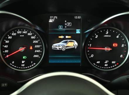 Mercedes-Benz - C-class