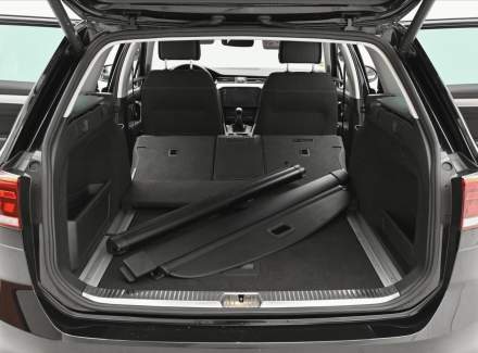 Volkswagen - Passat