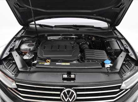 Volkswagen - Passat