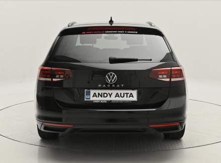 Volkswagen - Passat