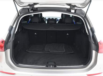 Mercedes-Benz - C-class