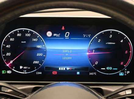 Mercedes-Benz - C-class