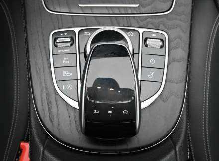 Mercedes-Benz - E-class