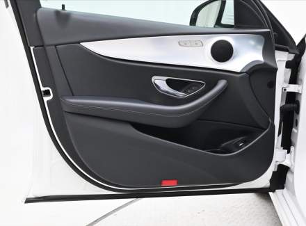 Mercedes-Benz - E-class