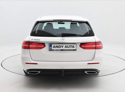 Mercedes-Benz - E-class