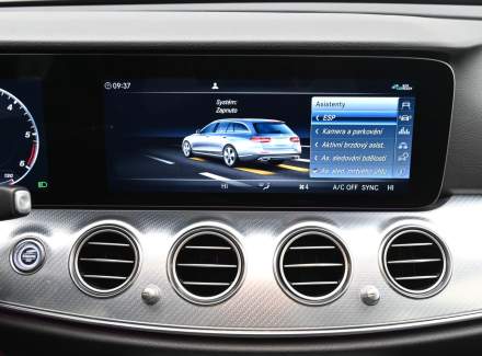 Mercedes-Benz - E-class