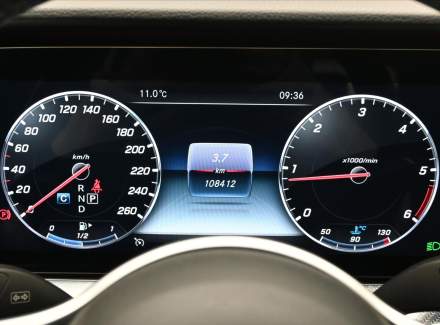 Mercedes-Benz - E-class