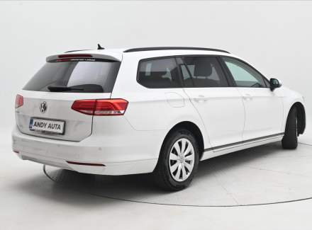 Volkswagen - Passat