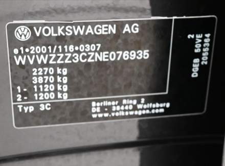 Volkswagen - Passat