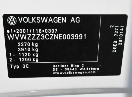 Volkswagen - Passat