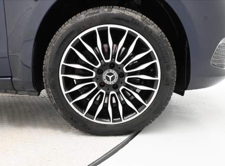 Mercedes-Benz - Vito