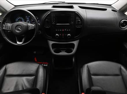 Mercedes-Benz - Vito