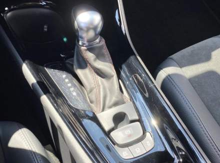 Toyota - C-HR