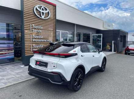 Toyota - C-HR