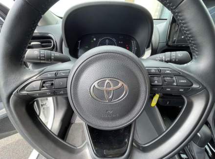 Toyota - Yaris