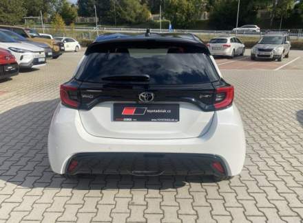 Toyota - Yaris
