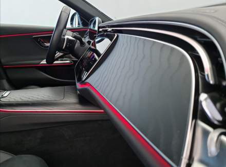 Mercedes-Benz - E-class