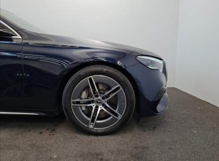 Mercedes-Benz - E-class