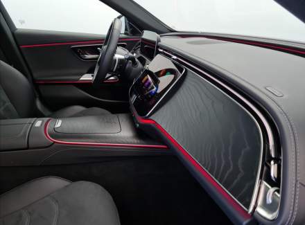 Mercedes-Benz - E-class