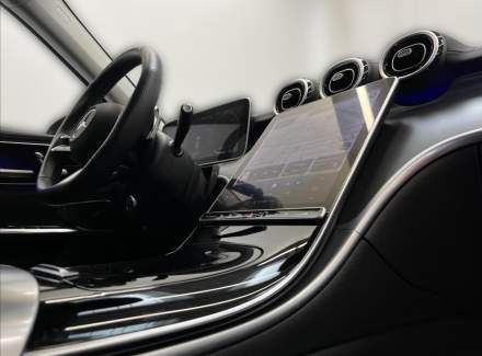 Mercedes-Benz - C-class