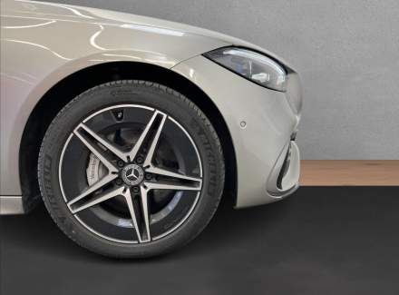 Mercedes-Benz - C-class