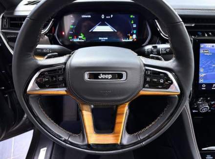 Jeep - Grand Cherokee