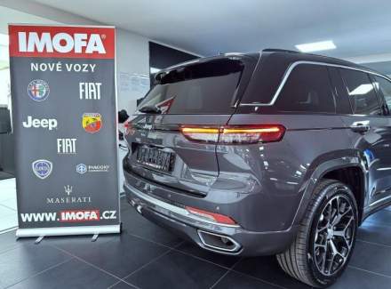 Jeep - Grand Cherokee