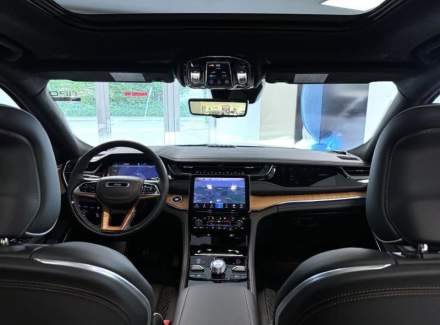 Jeep - Grand Cherokee