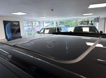 Jeep - Grand Cherokee