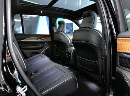 Jeep - Grand Cherokee