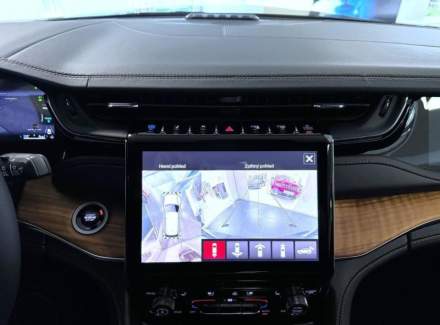 Jeep - Grand Cherokee