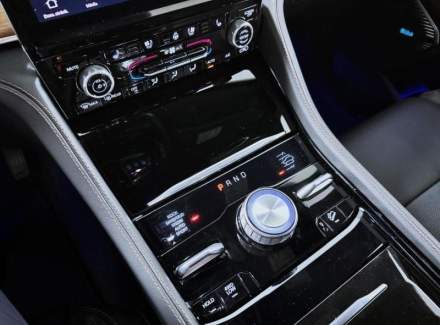 Jeep - Grand Cherokee