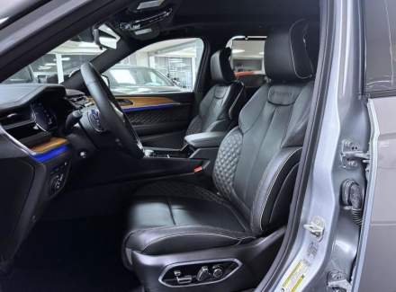 Jeep - Grand Cherokee