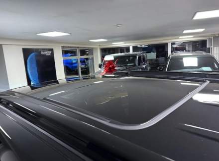 Jeep - Grand Cherokee