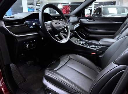 Jeep - Grand Cherokee