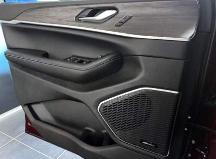 Jeep - Grand Cherokee