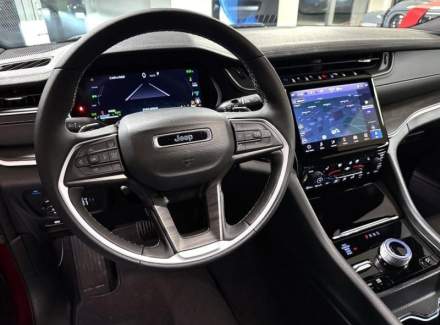 Jeep - Grand Cherokee