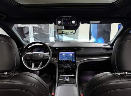 Jeep - Grand Cherokee