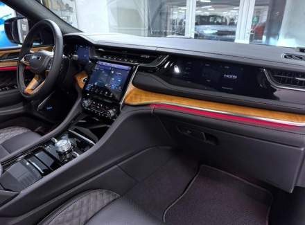 Jeep - Grand Cherokee