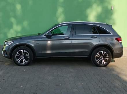 Mercedes-Benz - GLC