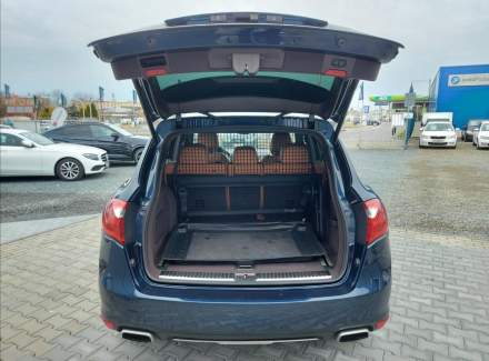 Porsche - Cayenne